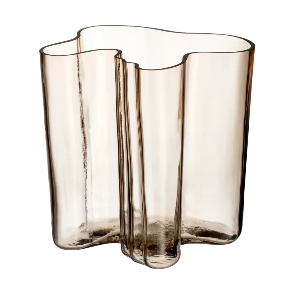Iittala Alvar Aalto Vase 200 mm in getöntem mundgeblasenem Glas, Entwurf von 1936