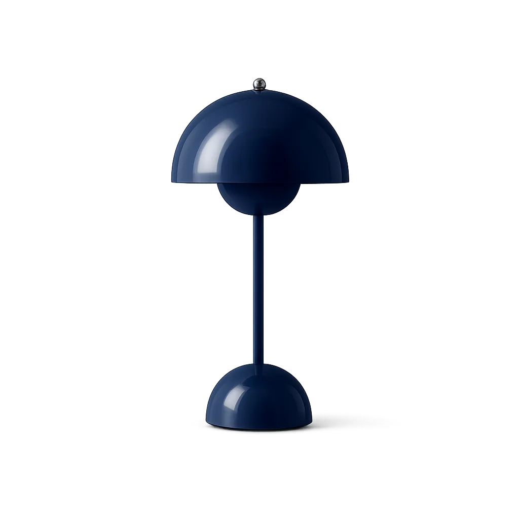 &Tradition Flowerpot VP3 Tischleuchte in der Panton-Farbe Steel Blue